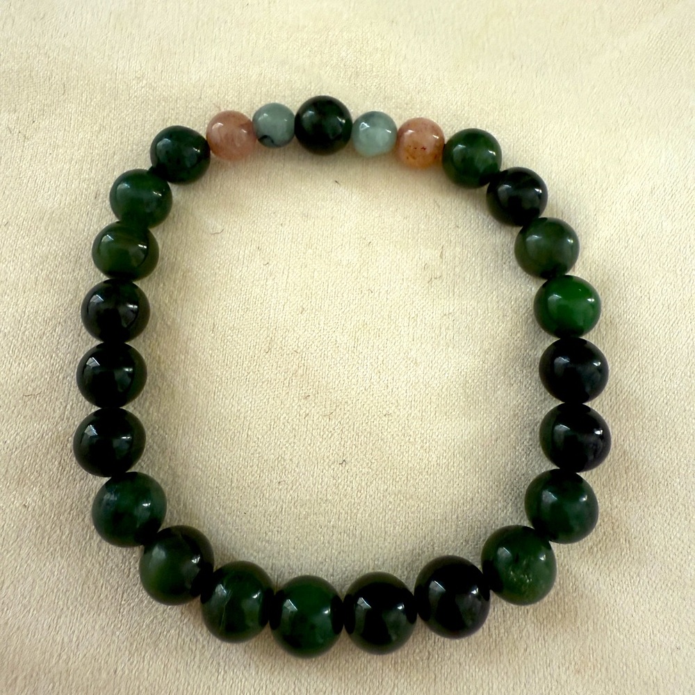 Jade nephrite bracelet